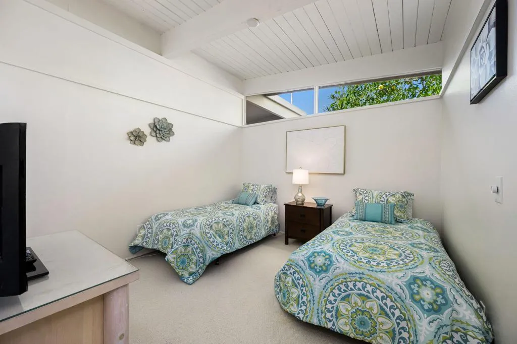 45758 Indian Wells Lane, Indian Wells, California 92210 home-pic-33